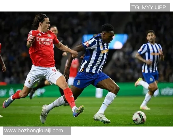 本菲卡对阵曼联精彩直播与比赛录像回放全攻略 本菲卡对阵曼联精彩直播与比赛录像回放全攻略